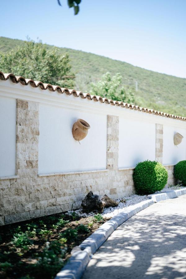 Markovic Village Apartments Улцин Екстериор снимка