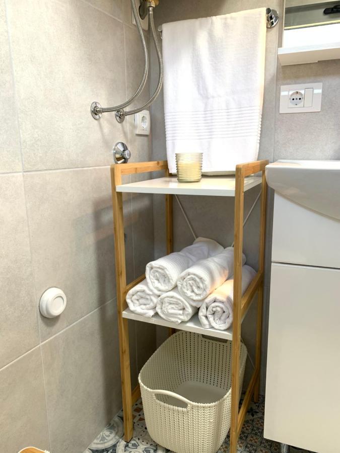 Markovic Village Apartments Улцин Екстериор снимка