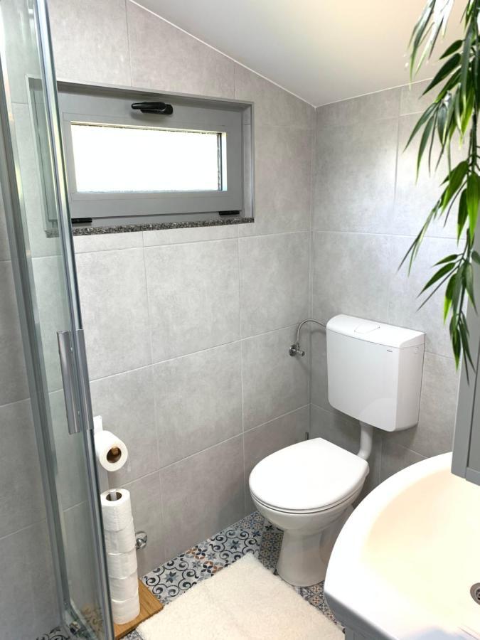 Markovic Village Apartments Улцин Екстериор снимка