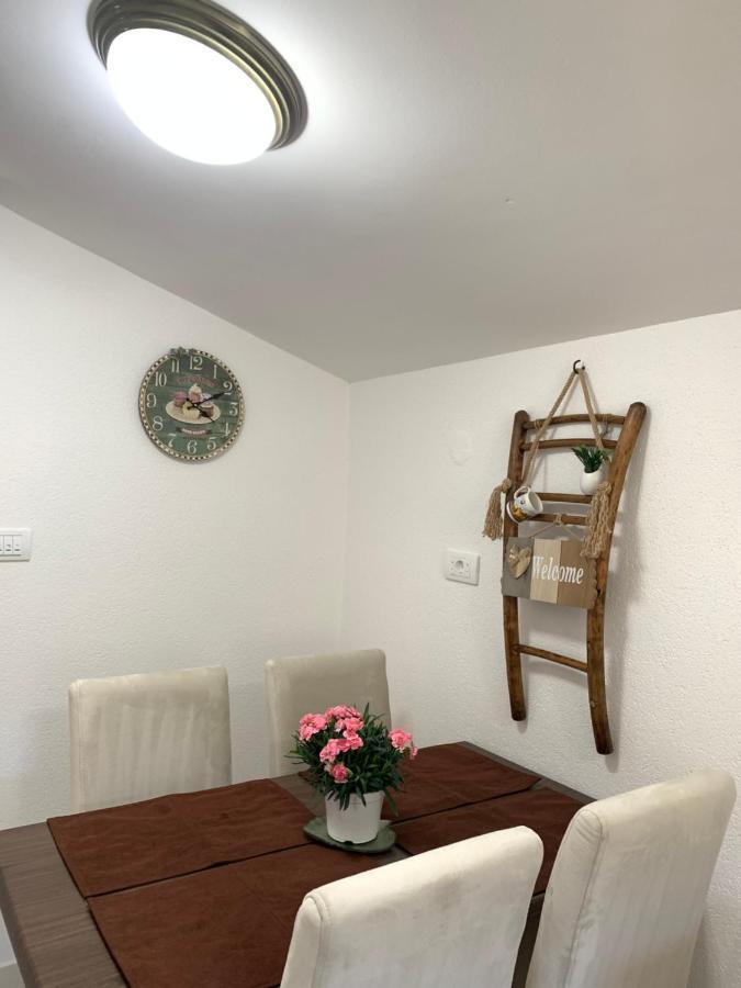 Markovic Village Apartments Улцин Екстериор снимка